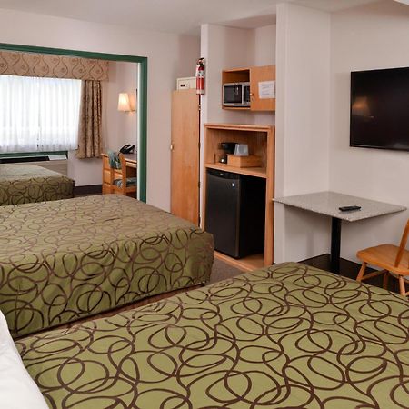 Canadas Best Value Inn Valemount Quarto foto