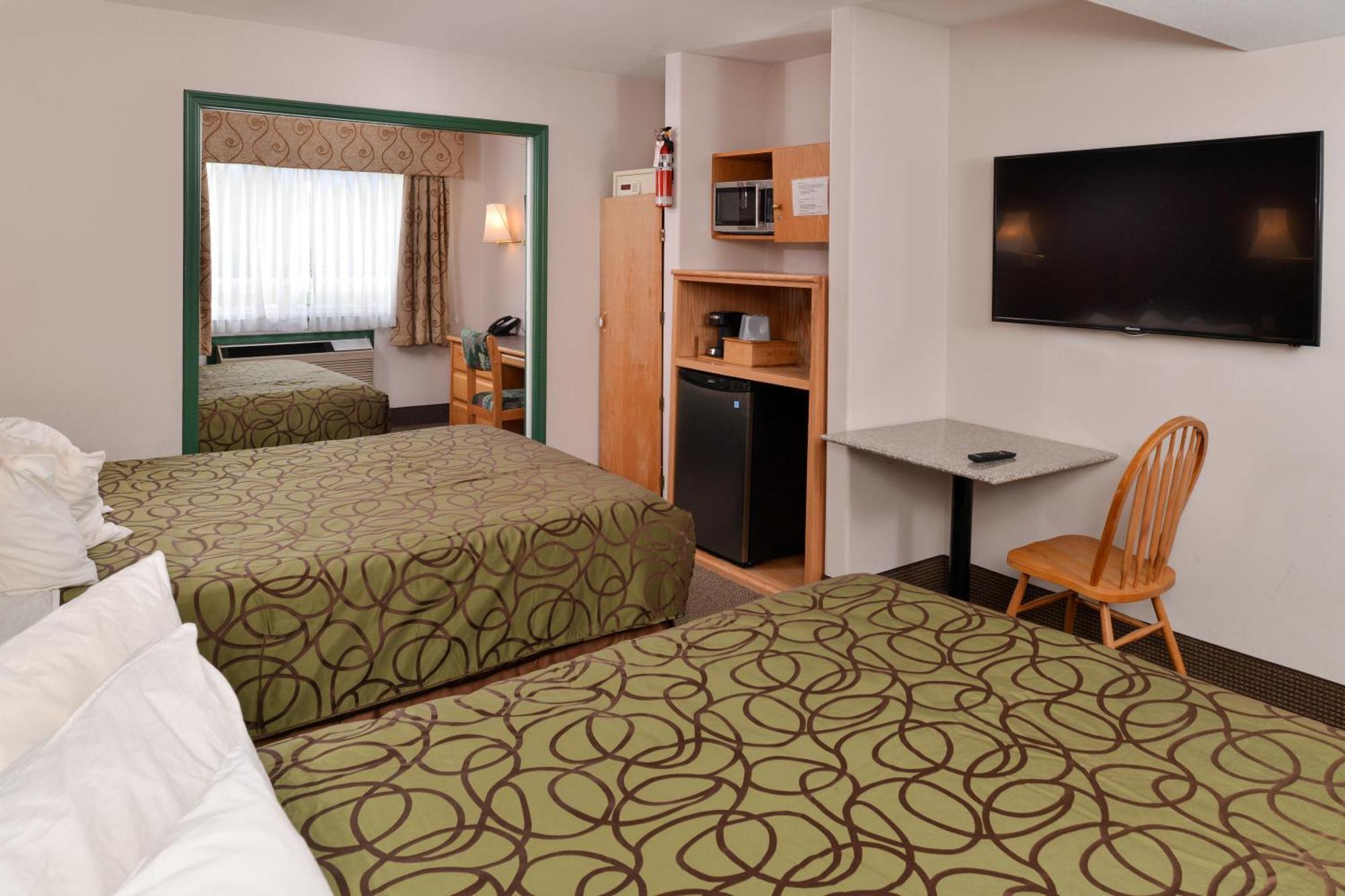 Canadas Best Value Inn Valemount Quarto foto