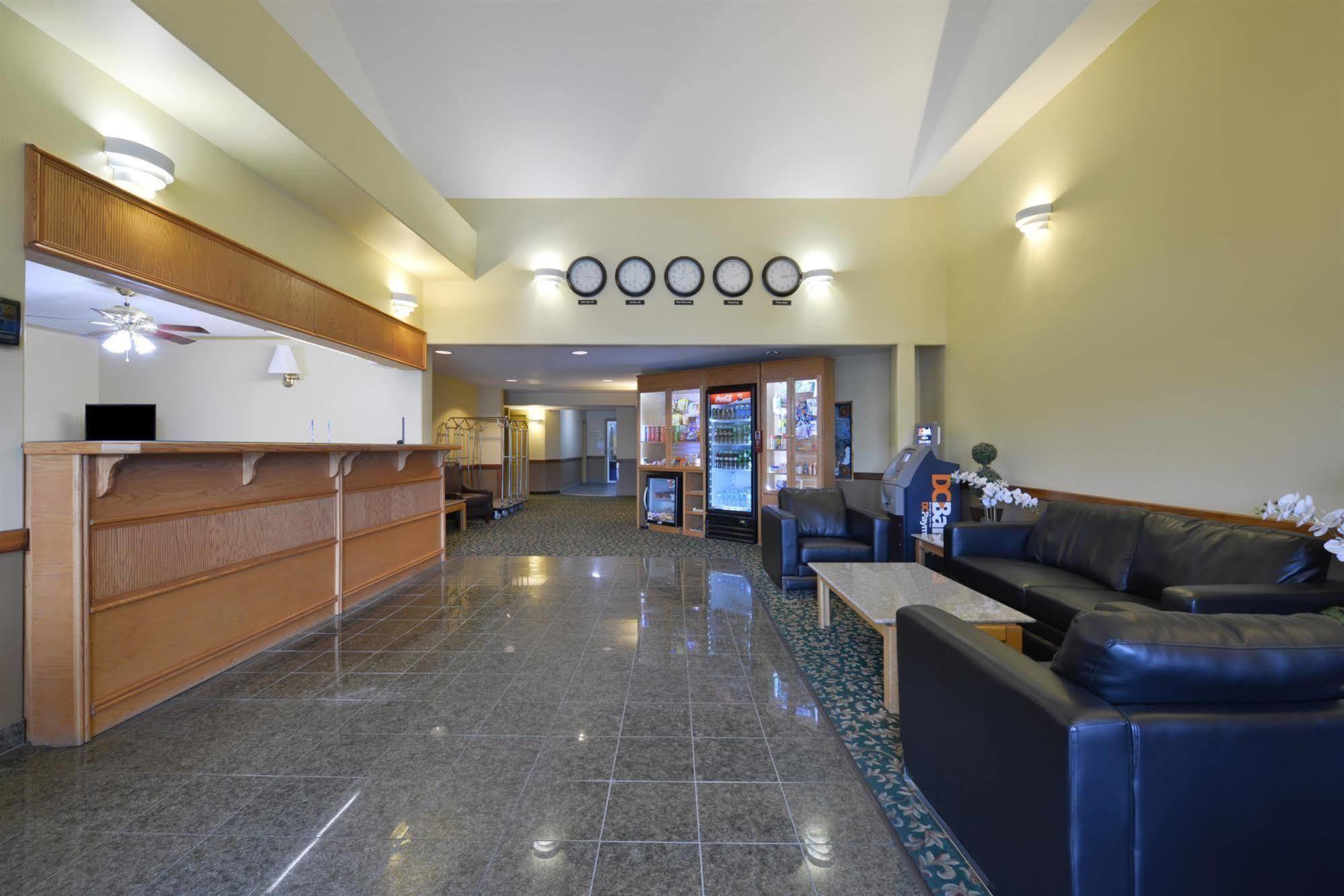 Canadas Best Value Inn Valemount Exterior foto