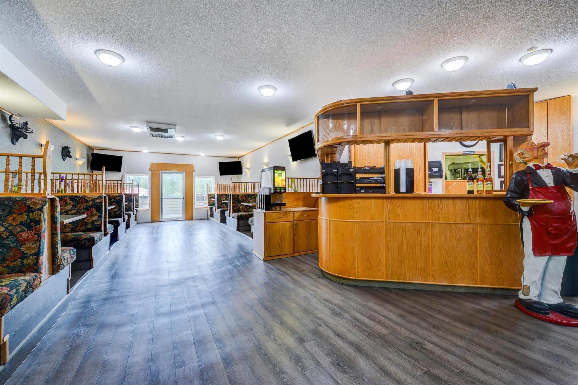 Canadas Best Value Inn Valemount Exterior foto